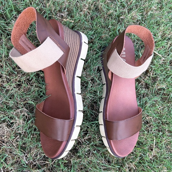 MIA women’s Adley wedge sandal in brown & tan Sz-7.5.  K - Picture 11 of 14